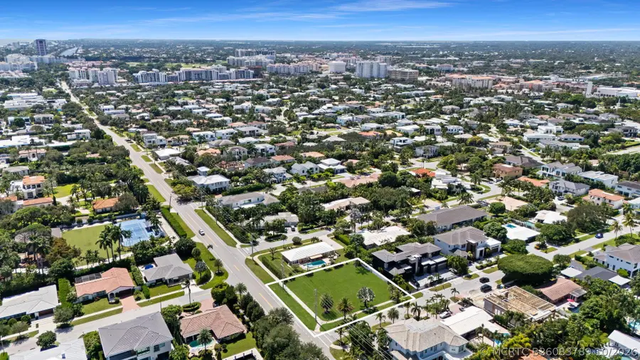 498 NE 10th Street, Boca Raton, FL 33432 - #3