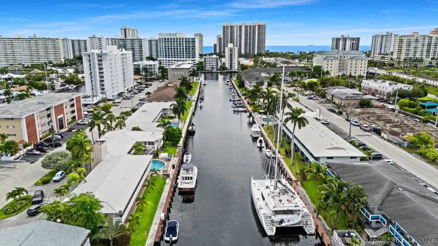 2824 NE 33rd Court #8, Fort Lauderdale, FL 33306 - #3