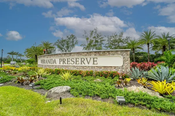 1745 SE Crosswood Way, Port St Lucie, FL 34984