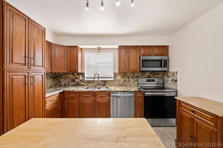 51 NE 49th Street, Fort Lauderdale, FL 33334 - #3