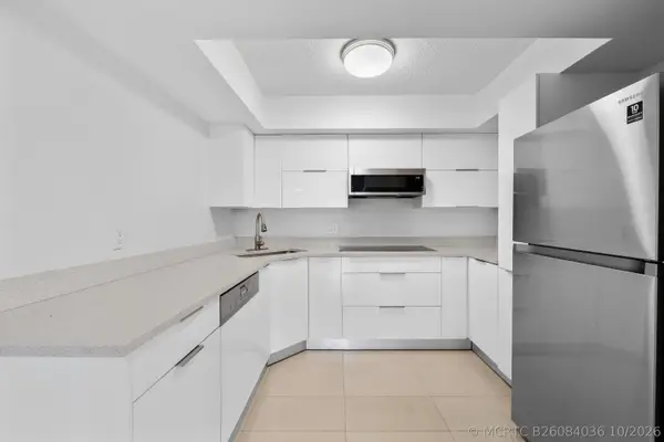3770 Village Drive #B, Delray Beach, FL 33445