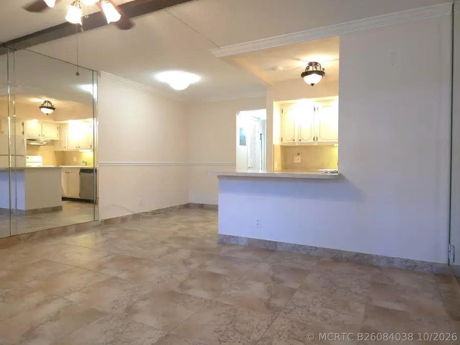 57 Camden C, West Palm Beach, FL 33417 - #3