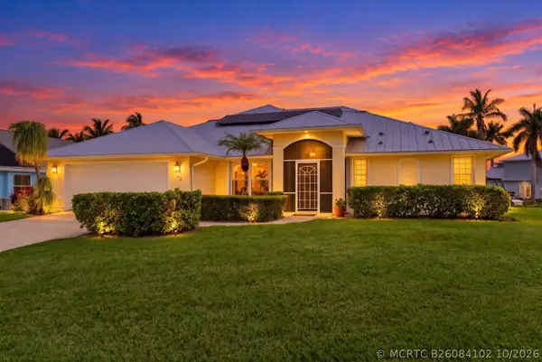 122 Queen Frederika Court, Hutchinson Island, FL 34949
