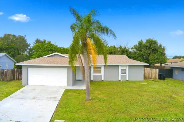 2066 SE Stonecrop Street, Port St Lucie, FL 34984