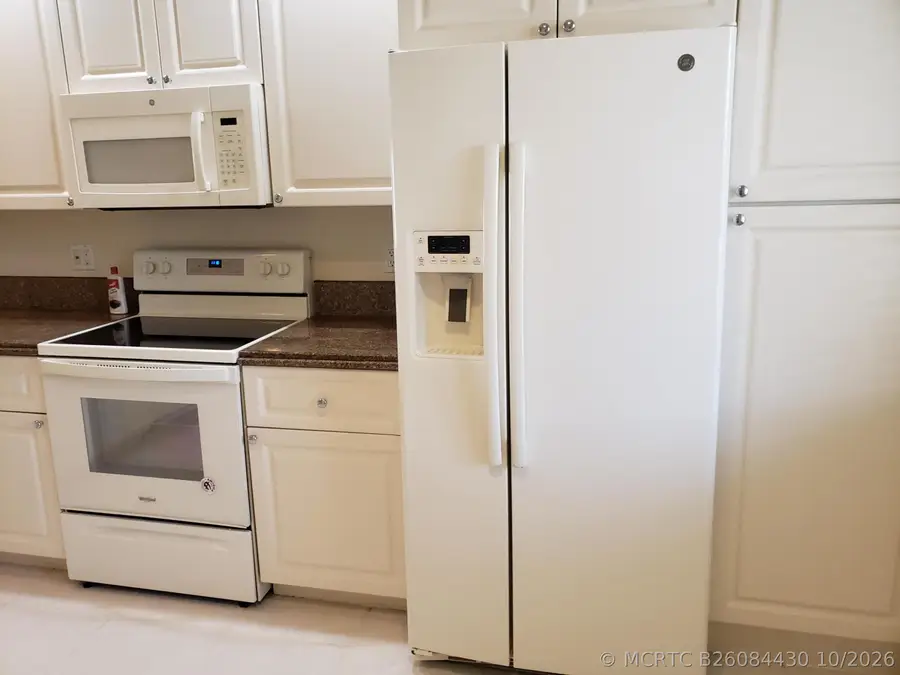 11 Harbour Isle Drive W #201, Fort Pierce, FL 34949 - #3