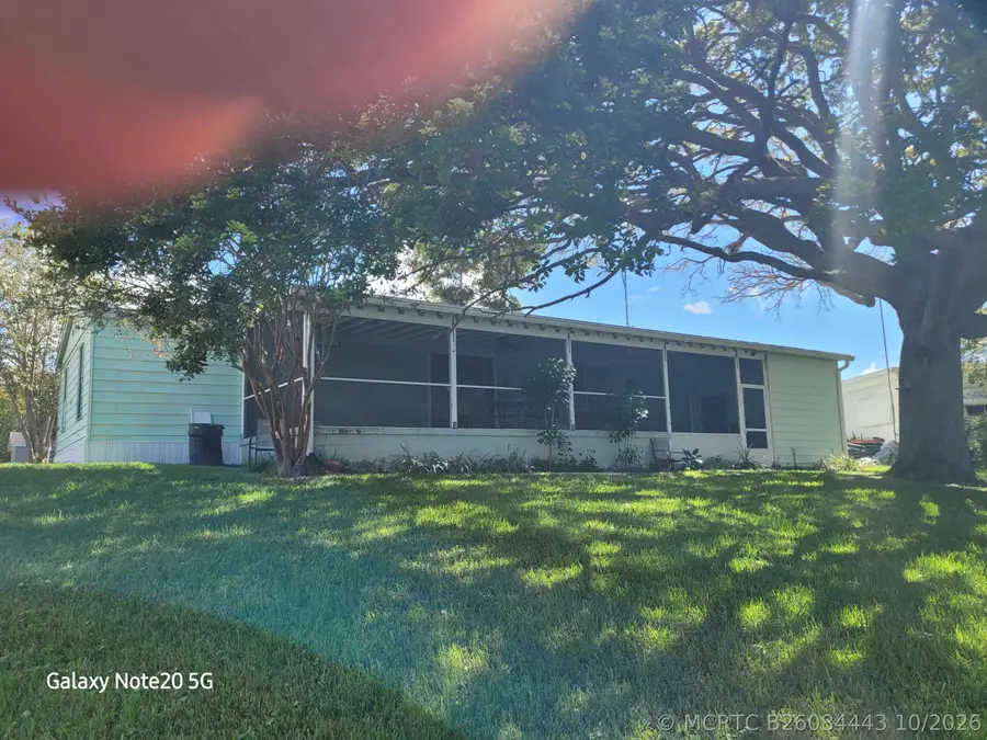 3533 SE 24th Terrace, Okeechobee, FL 34974 - #2