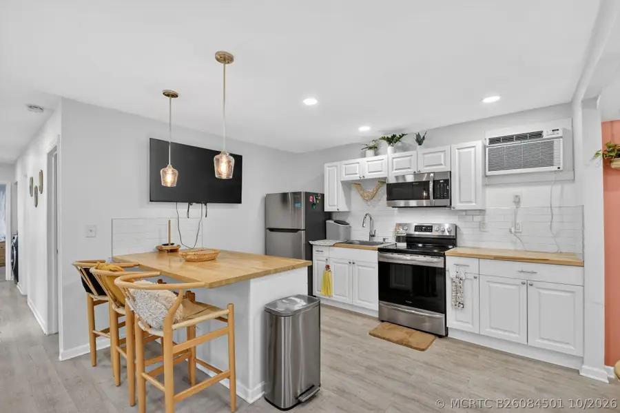 306 N J Street, Lake Worth Beach, FL 33460 - #2