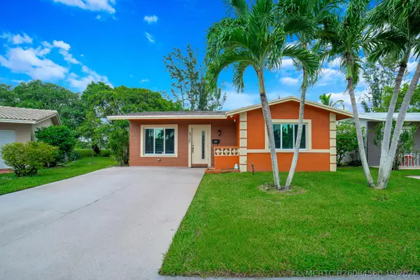Address Withheld By Seller, Tamarac, FL 33321