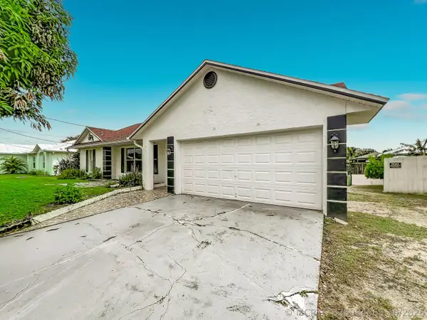 2281 SW Grosspoint Street, Port St Lucie, FL 34953