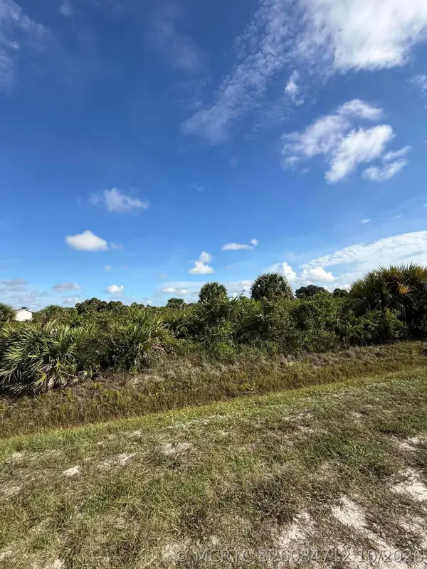 21535 NW 278th Street, Okeechobee, FL 34972
