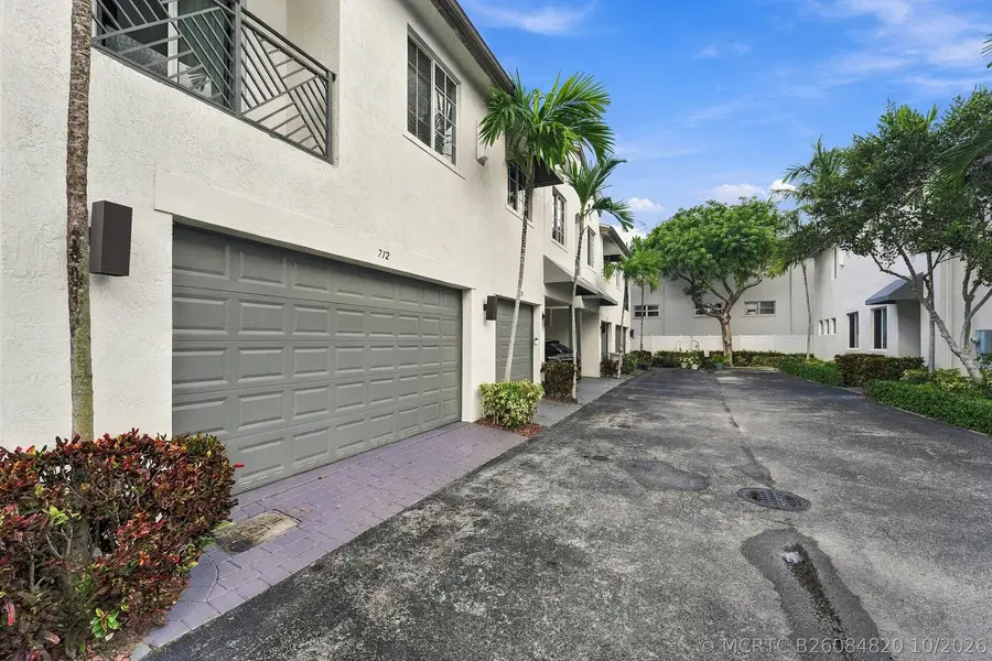 712 SE 2nd Street, Pompano Beach, FL 33060 - #2