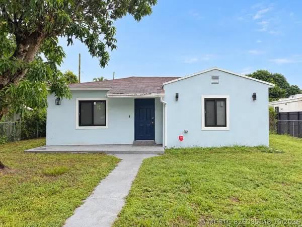 925 NW 121st Street, North Miami, FL 33168