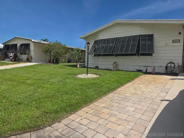 7701 SE Shenandoah Drive, Hobe Sound, FL 33455