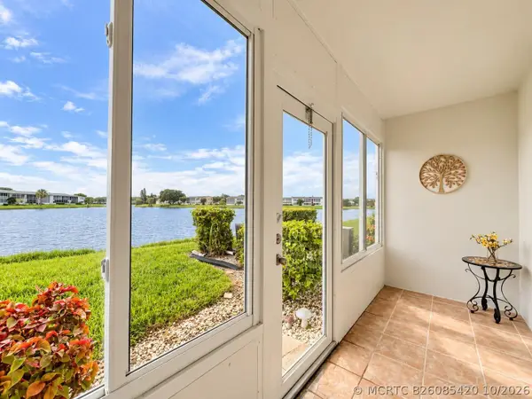 158 Chatham H, West Palm Beach, FL 33417