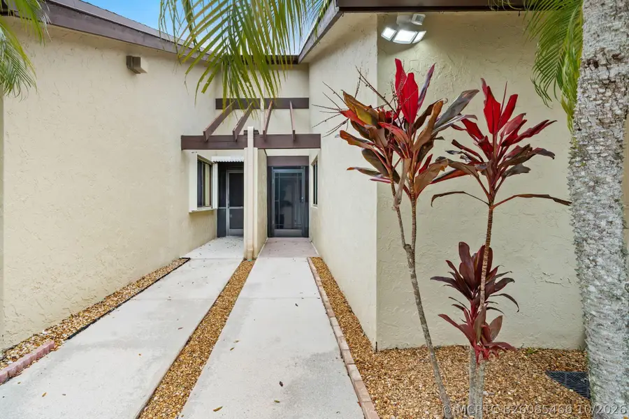 137 Meander Circle, Royal Palm Beach, FL 33411 - #2