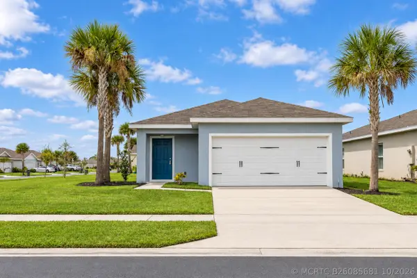 521 Cherimoya Street, Fort Pierce, FL 34981