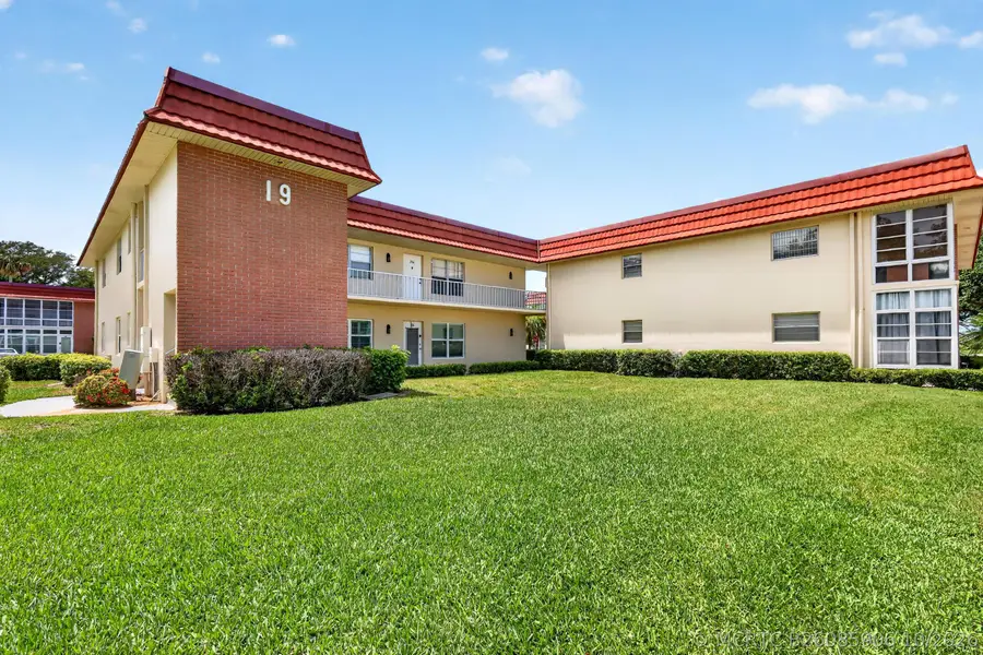 Address Withheld By Seller, Vero Beach, FL 32962 - #2