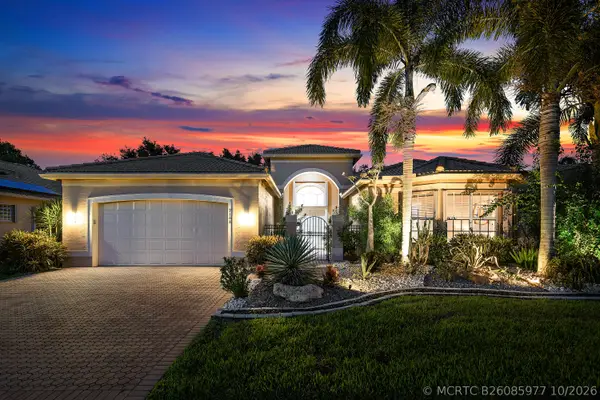 7168 Corning Circle, Boynton Beach, FL 33437