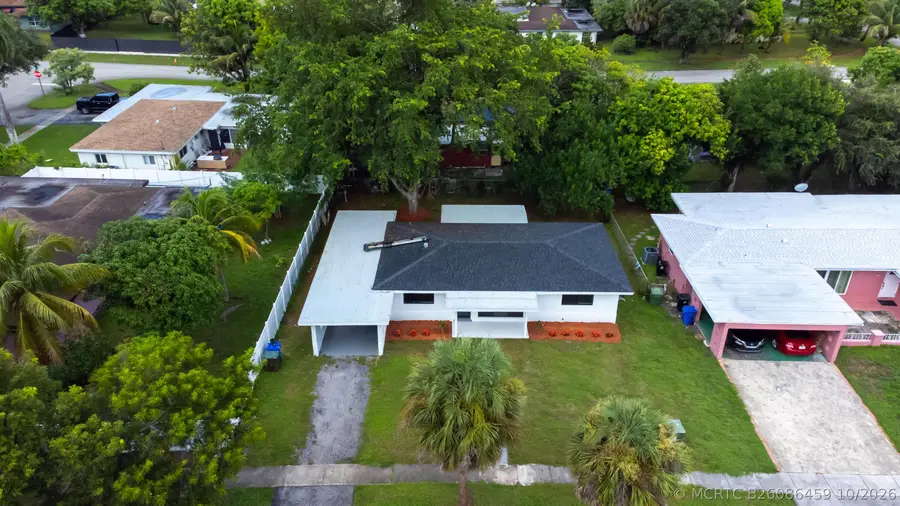 810 Wyoming Avenue, Fort Lauderdale, FL 33312 - #2
