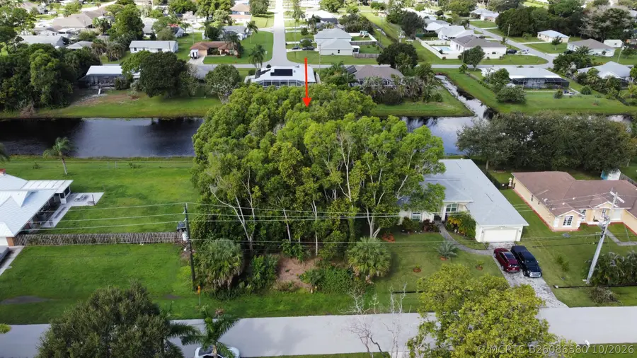 2550 SE Blackwell Drive, Port Saint Lucie, FL 34952 - #2