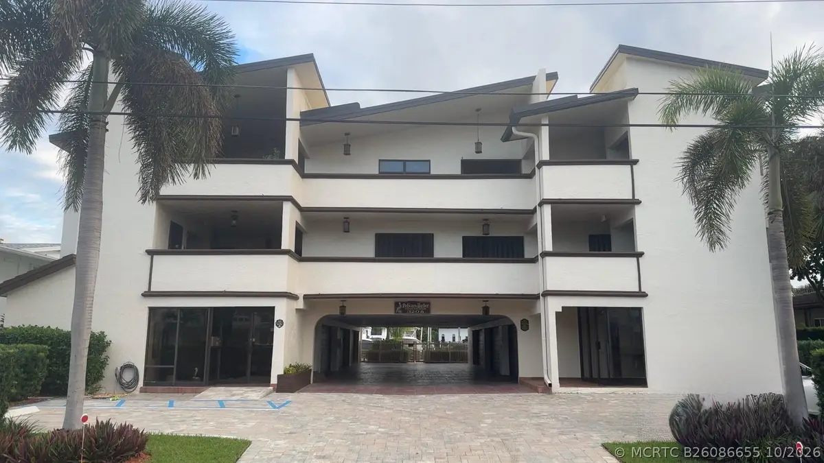 3208 SE 12th Street #301, Pompano Beach, FL 33062 - #1