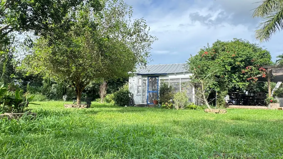 1977 E Main Street, Pahokee, FL 33476 - #2