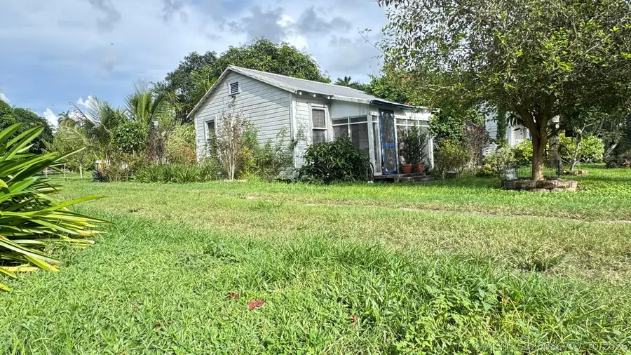 1977 E Main Street, Pahokee, FL 33476 - #3