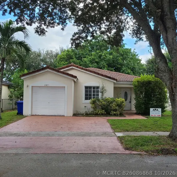 2471 SW 102nd Avenue, Miramar, FL 33025