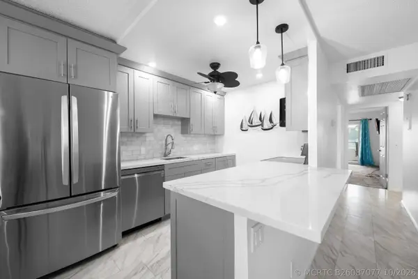 2025 Guildford B, Boca Raton, FL 33434