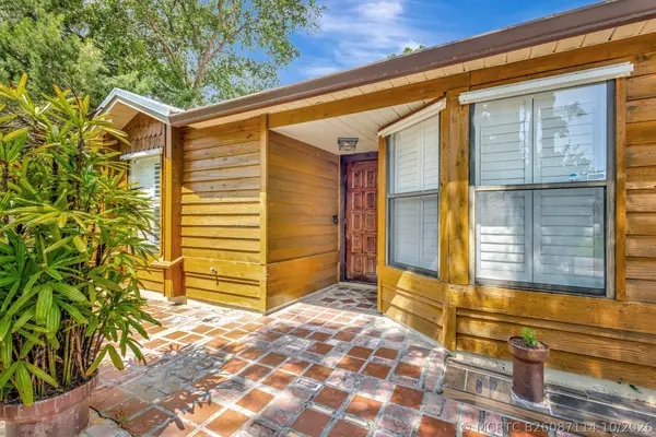 2950 SW Bright Street, Port St Lucie, FL 34953