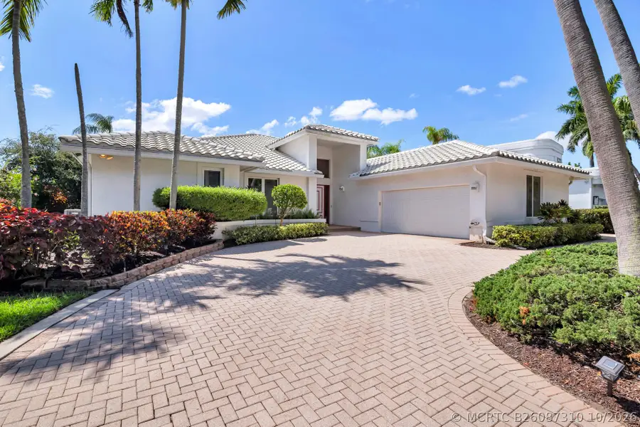12 Sutton Drive, Boynton Beach, FL 33436 - #2