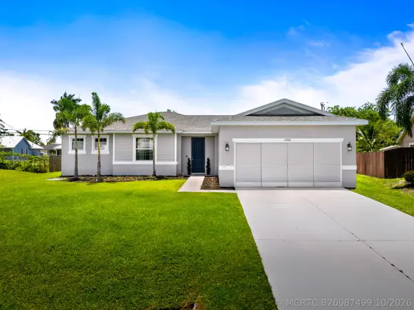 1066 SW Jennifer Terrace, Port St Lucie, FL 34953