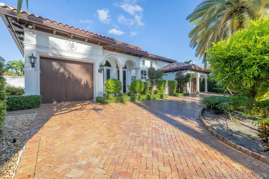 817 Harbour Isles Place, North Palm Beach, FL 33410 - #2