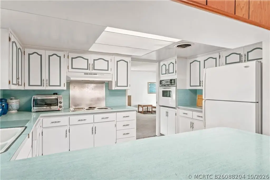 Address Withheld By Seller, Vero Beach, FL 32962 - #1