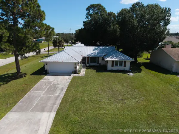 2201 SW Picture Terrace, Port St Lucie, FL 34953