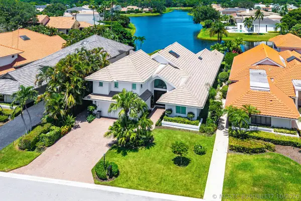 13660 Rivoli Drive, Palm Beach Gardens, FL 33410