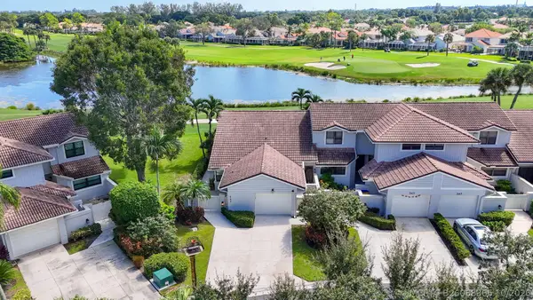 543 Prestwick Circle, Palm Beach Gardens, FL 33418