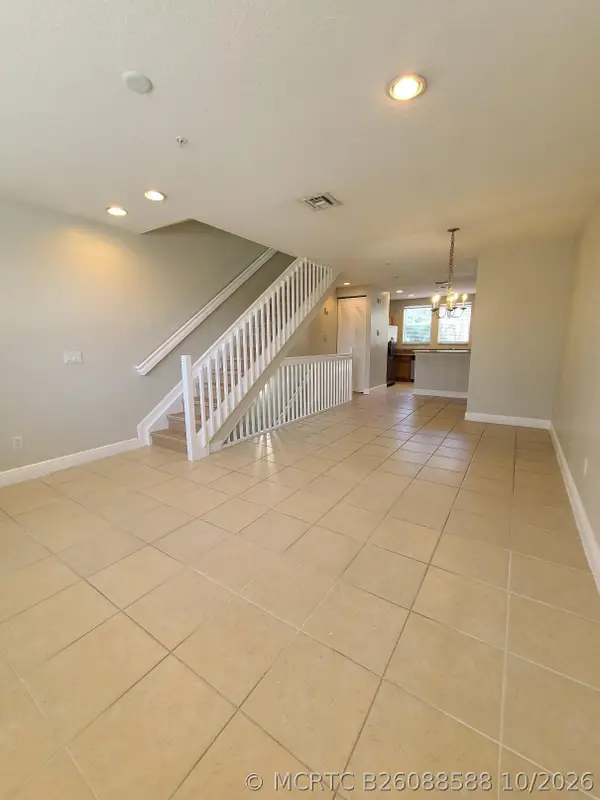 590 Amador Lane #6, West Palm Beach, FL 33401