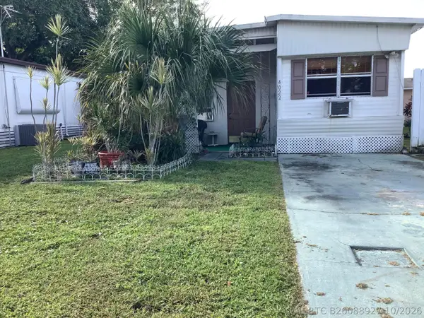 4022 88th Place S, Boynton Beach, FL 33436