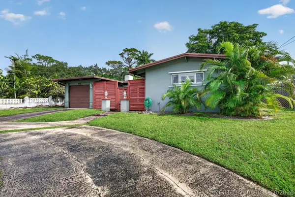 2430 Flamingo Lane, Fort Lauderdale, FL 33312