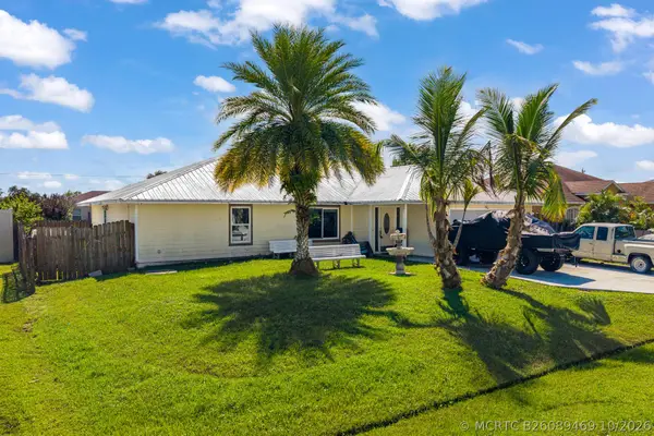 426 SW Seaflower Terrace, Port St Lucie, FL 34984