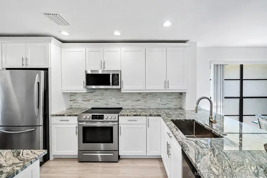 21 Southport Lane #B, Boynton Beach, FL 33436 - #3