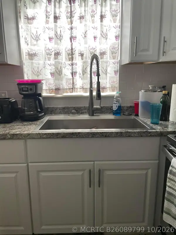 162 Camden G, West Palm Beach, FL 33417