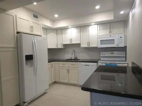 413 Greenbrier A, West Palm Beach, FL 33417