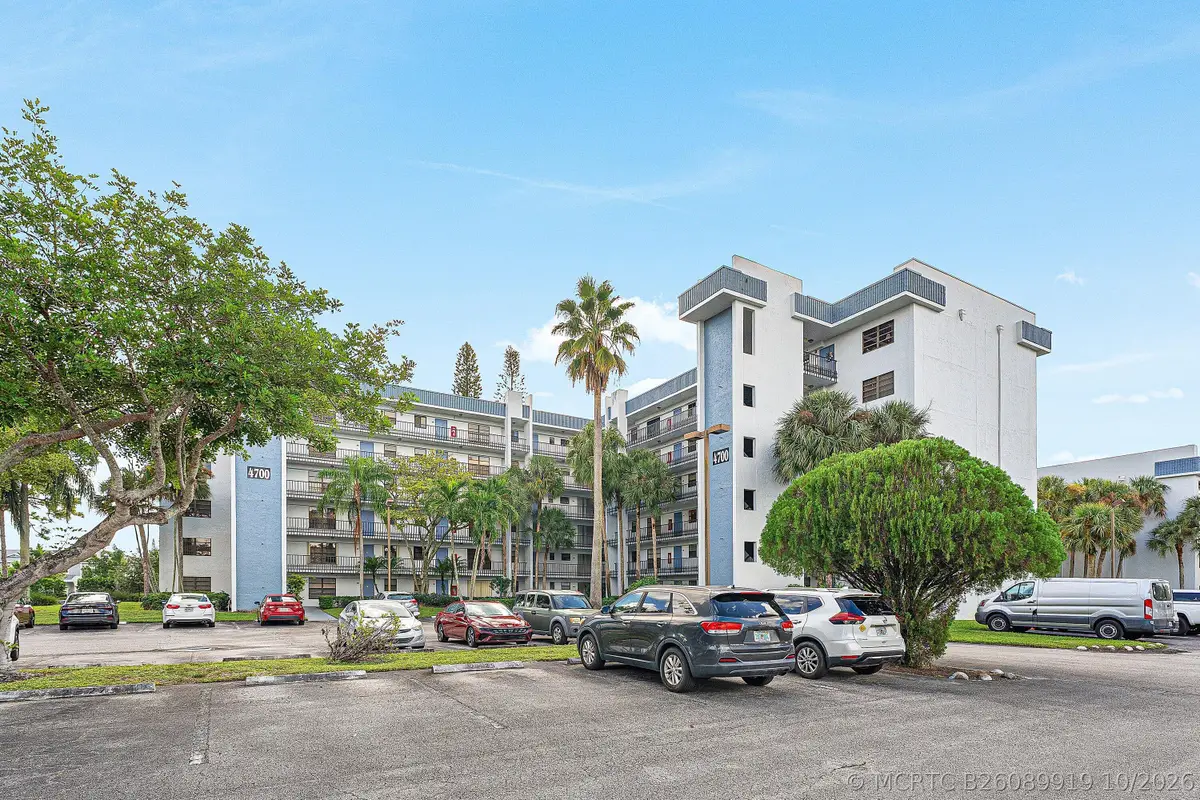 4700 Lucerne Lakes Blvd W #306, Lake Worth, FL 33467 - #1