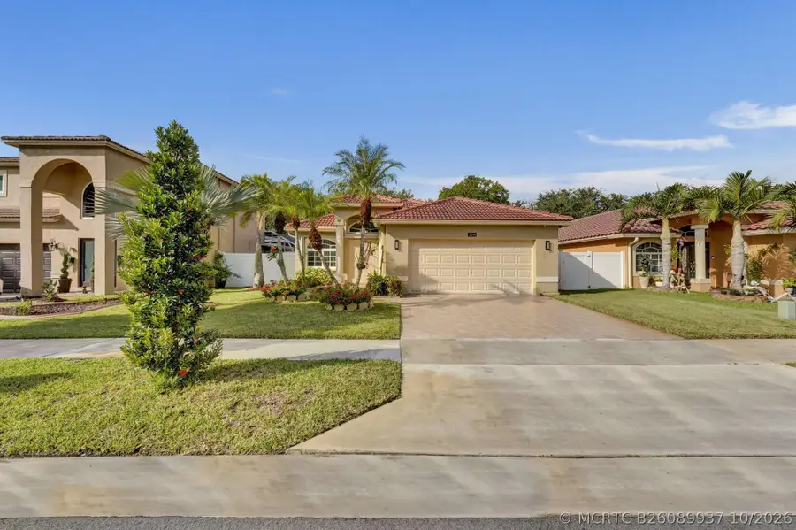 226 SW 206th Avenue, Pembroke Pines, FL 33029 - #3