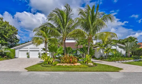 4561 Oak Tree Court, Delray Beach, FL 33445