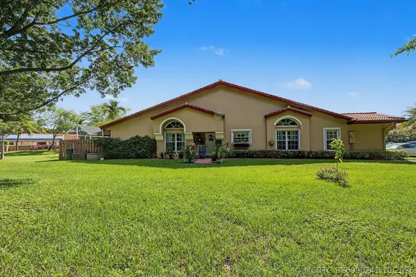9815 Malvern Drive, Tamarac, FL 33321