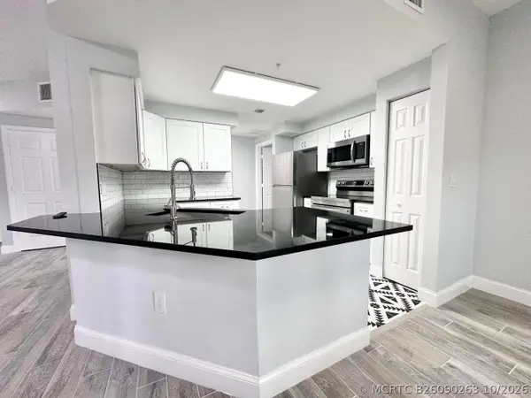 2730 Anzio Court #105, Palm Beach Gardens, FL 33410