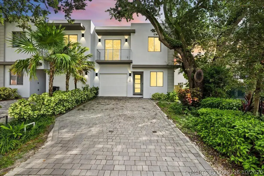 828 SW 30th Street, Fort Lauderdale, FL 33315 - #3